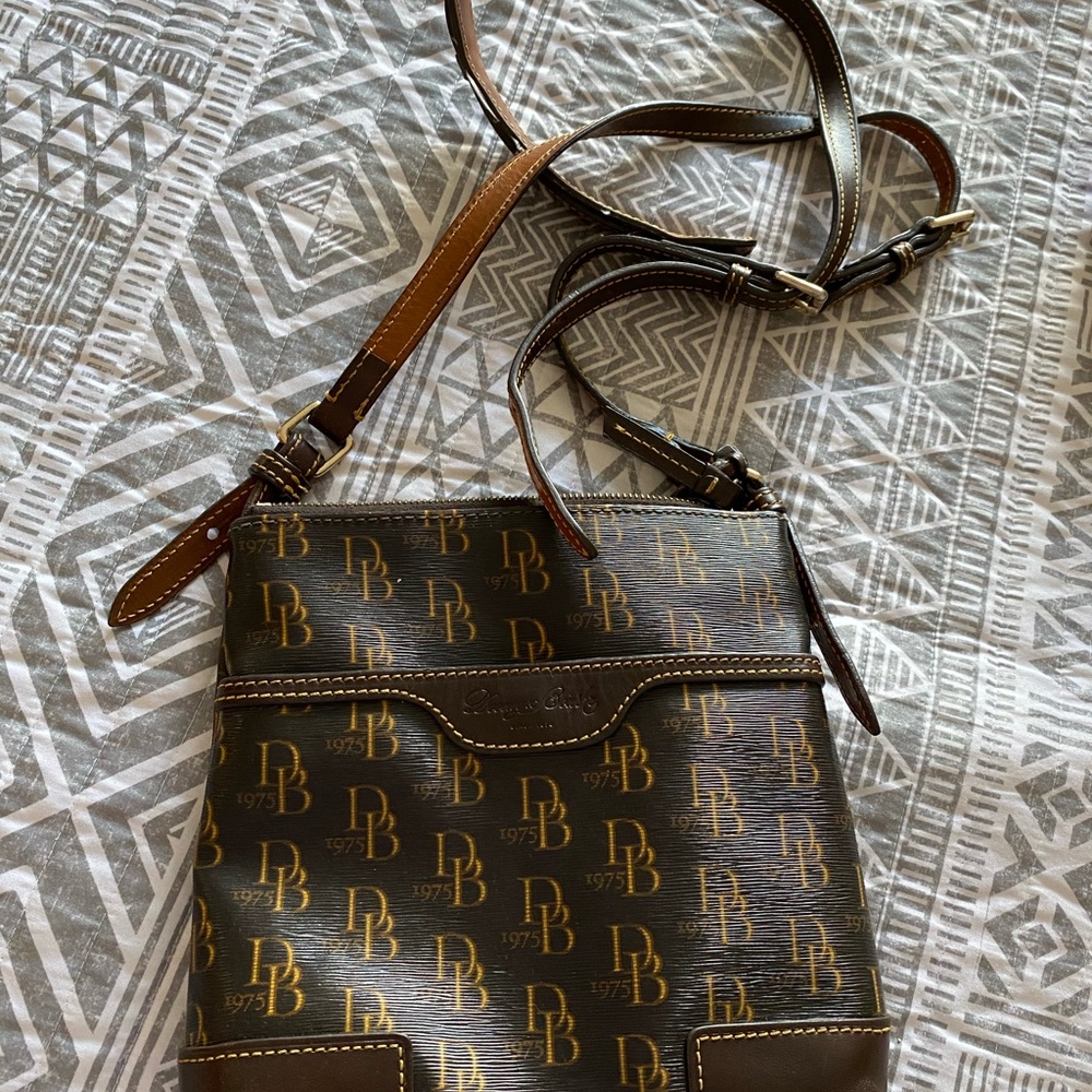 DOONEY & BOURKE Crossbody Bag
